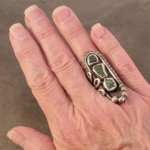 Old Pawn Navajo Organic Three Green Freeform Shaped Bezel Set Turquoise Ring B… - Picture 4 of 9